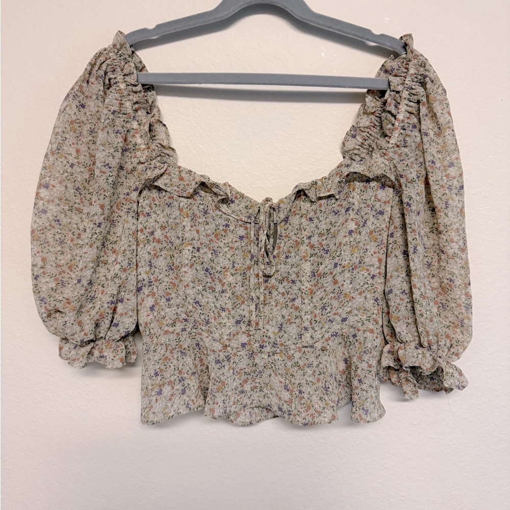Astr Tan Puff Sleeve Crop Blouse